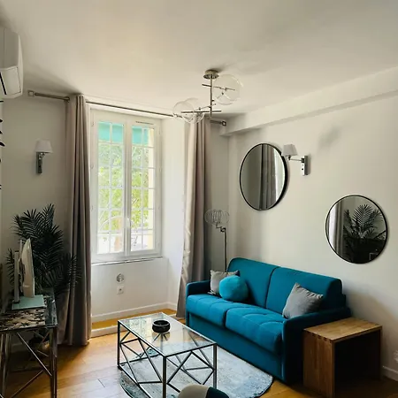 2- Cosy One Bedroom 2-4p, Located Place Nationale Apartment *